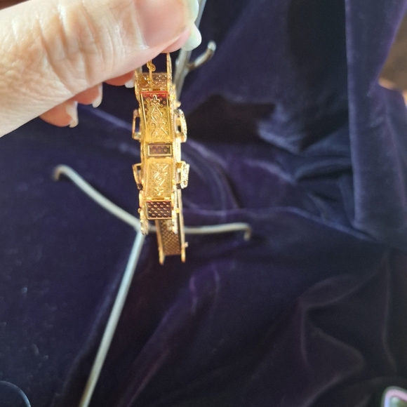 Filigree Cross Ornament - Picture 3 of 9